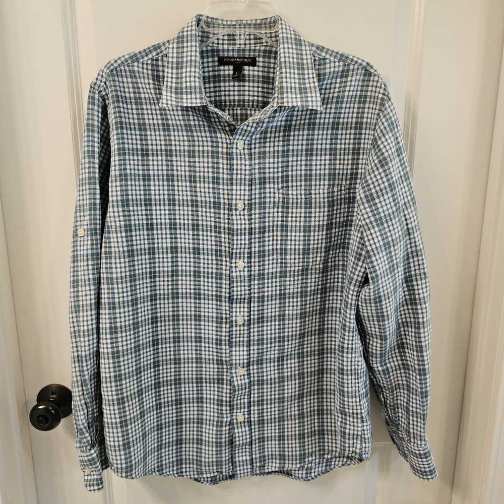 Banana Republic Men's Button-Up Roll Tab Shirt Green & White Checked | Size L